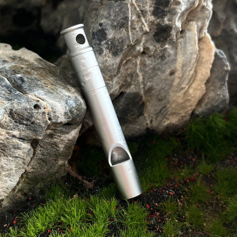 Titanium Alloy Survival Whistl - مراجعة Emergency Whistle Loud وسعره