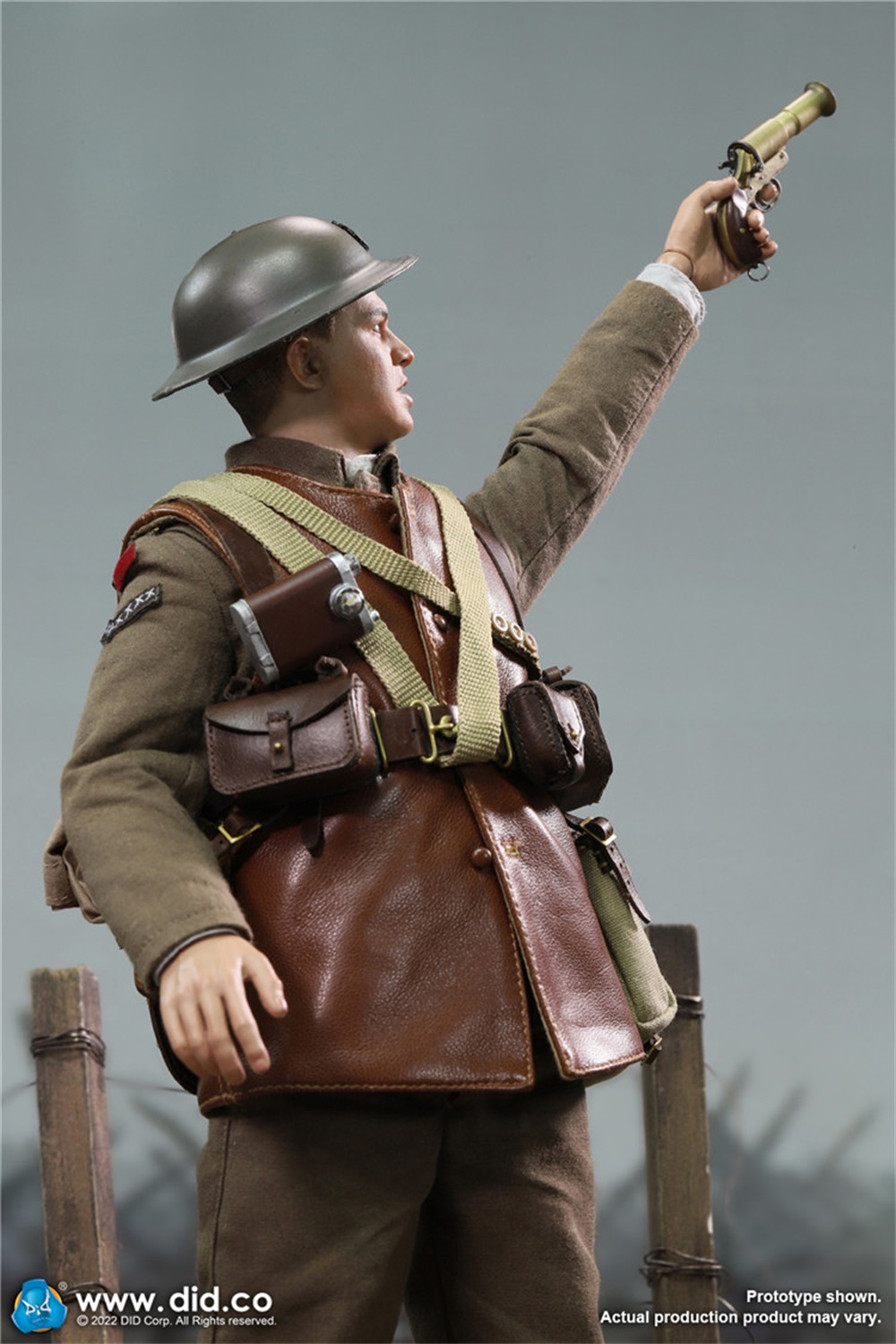 DID B11013 1/6 WWI Military Th - مراجعة Signal Flare Kit وسعره