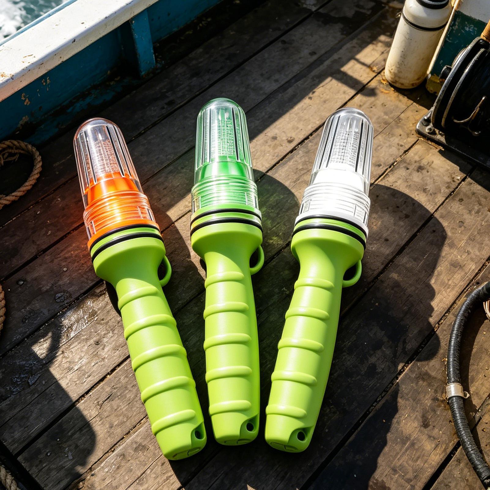 Boat Safety Kit Waterproof 3 P - مراجعة Signal Flare Kit وسعره